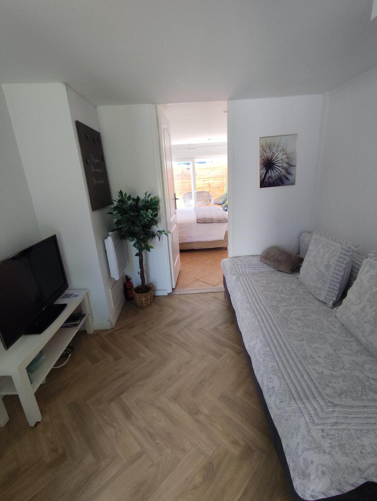 Escapade Pres De Lille - Appartement Charmant Avec Terrasse Et Parking Privee 蒙桑巴勒尔 外观 照片