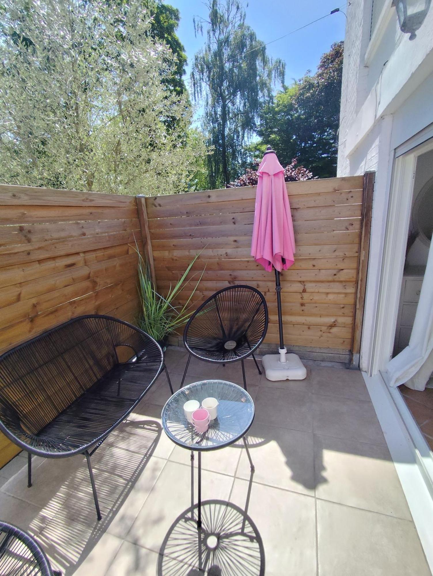 Escapade Pres De Lille - Appartement Charmant Avec Terrasse Et Parking Privee 蒙桑巴勒尔 外观 照片